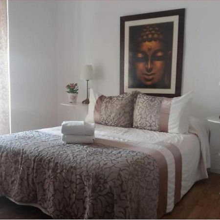 Ch Prada Hotel Madrid Bagian luar foto